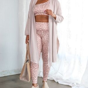 Tan + Lines By Aivan Ayla Leopard Print Leggings M